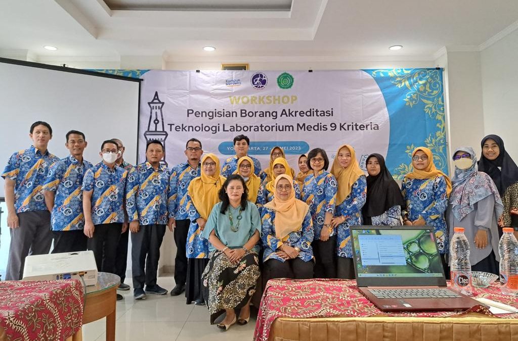 AIPTLMI RegIV Sukses Gelar Workshop Pengisian Borang Akreditasi Teknologi Laboratorium Medis 9 Kriteria